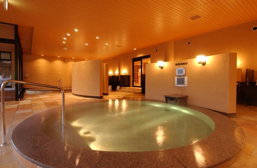 Iizaka Hotel Juraku Fukushima  Zewnętrze zdjęcie