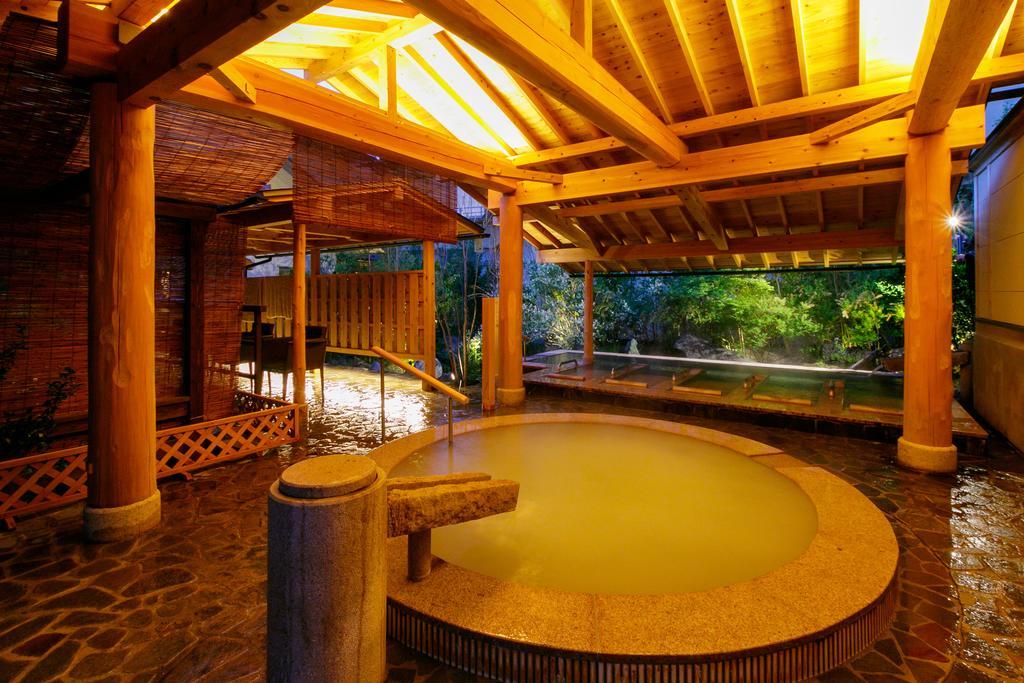 Iizaka Hotel Juraku Fukushima  Zewnętrze zdjęcie