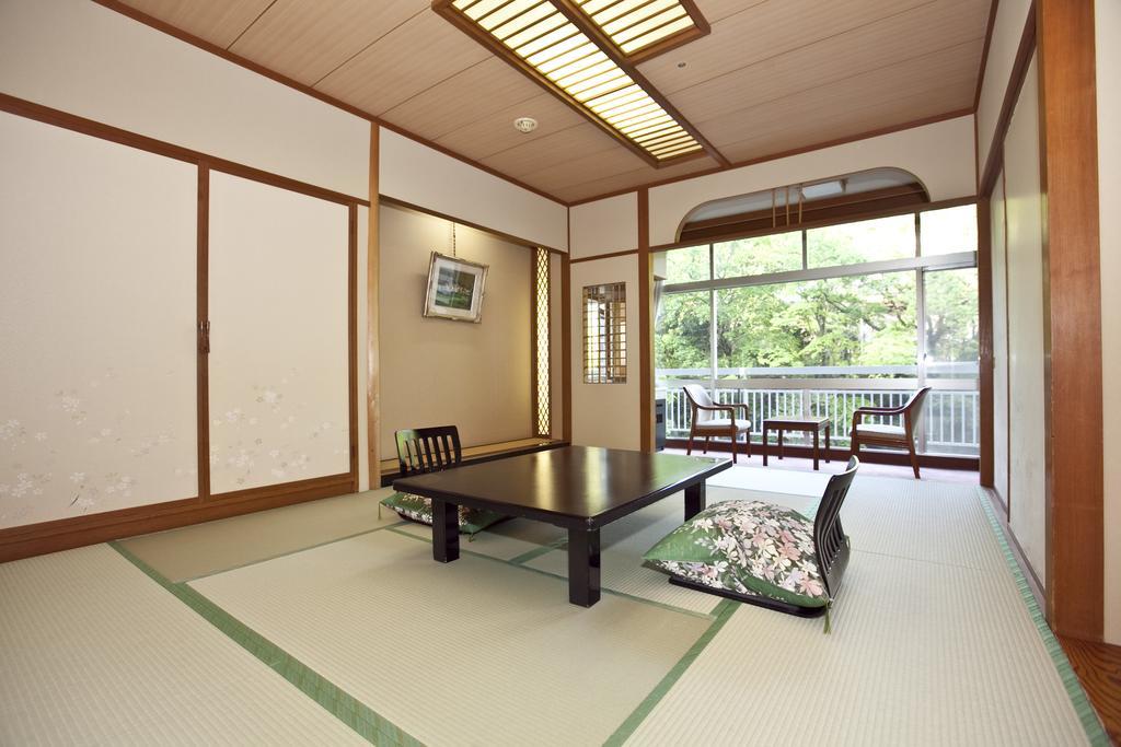 Iizaka Hotel Juraku Fukushima  Zewnętrze zdjęcie