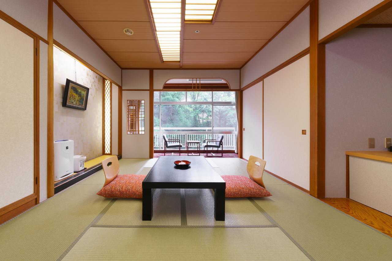 Iizaka Hotel Juraku Fukushima  Zewnętrze zdjęcie